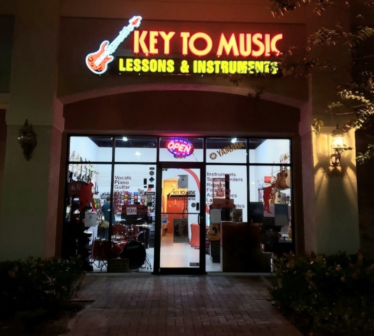 key-to-music-lessons-and-instruments-photo